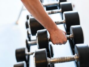 筋膜リリースで硬い体を柔らかくする効果は？